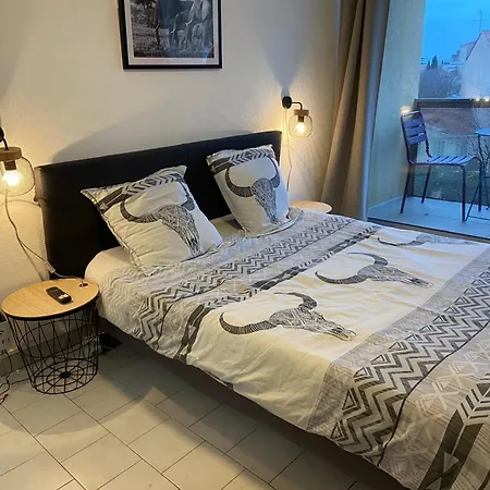 Apartmán Clim Parking Dhuoda Nîmes