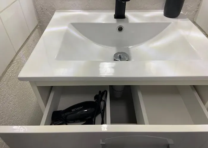Clim Parking Dhuoda Apartamento Nimes